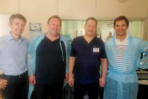 Подготовка к первой в СПб операции по имплантации фенестрированного стент-графта