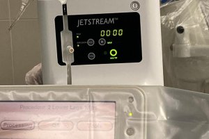 Наши хирурги на мастер-классе по применению микроробота у пациентов с критической ишемией нижних конечностей